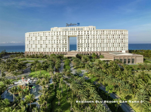 Radisson-Blu-Resort-Cam-Ranh-5.jpg