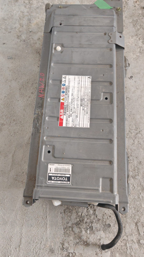 BATAREY-NHW20-1.jpg