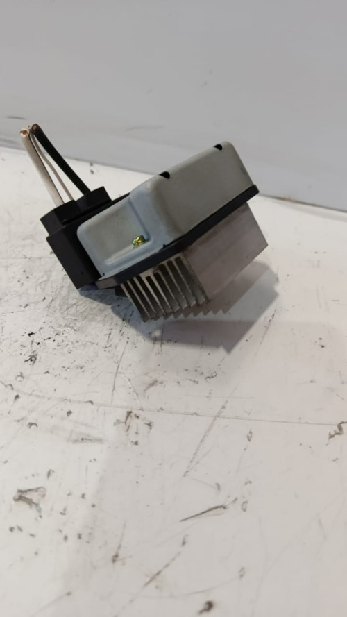 REOSTAT-87165-47020-NHW20-2.jpg