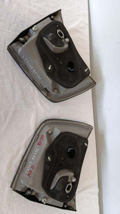 STOP-81581-48050-RL-RX330-2.jpg