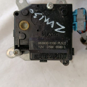 SERVO-PRIV-87106-12170-ZVW30-3