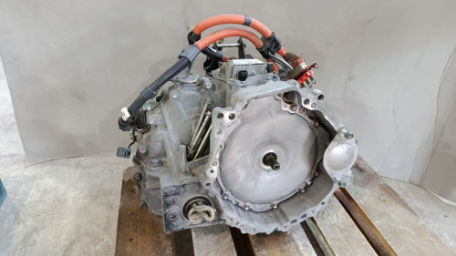 VARIAT-30900-47060-ZVW30-2-1.jpg