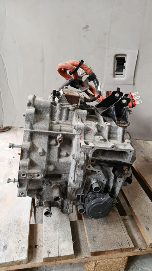 VARIAT-30900-47060ZVW30-4.jpg