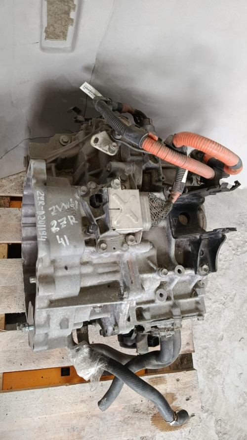 VARIAT-30900-47073-ZVW41-1.jpg