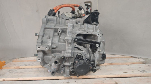 VARIAT-30900-47064-ZVW30-4.jpg