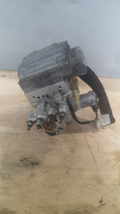 BLOK-ABS-47050-47250-ZVW41-2.jpg