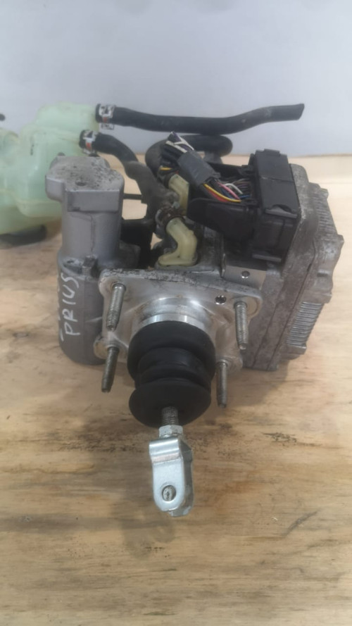 BLOK-ABS-47050-47290-ZVW30-2-2.jpg