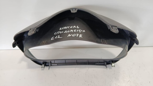 KONSOL-68240-3VA1A-E12-3.jpg